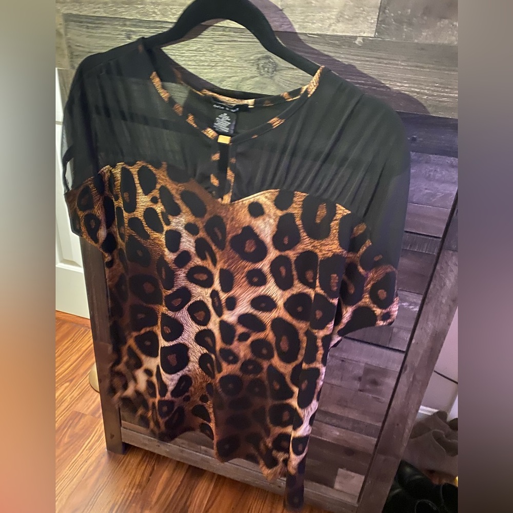 Adele & May leopard blouse